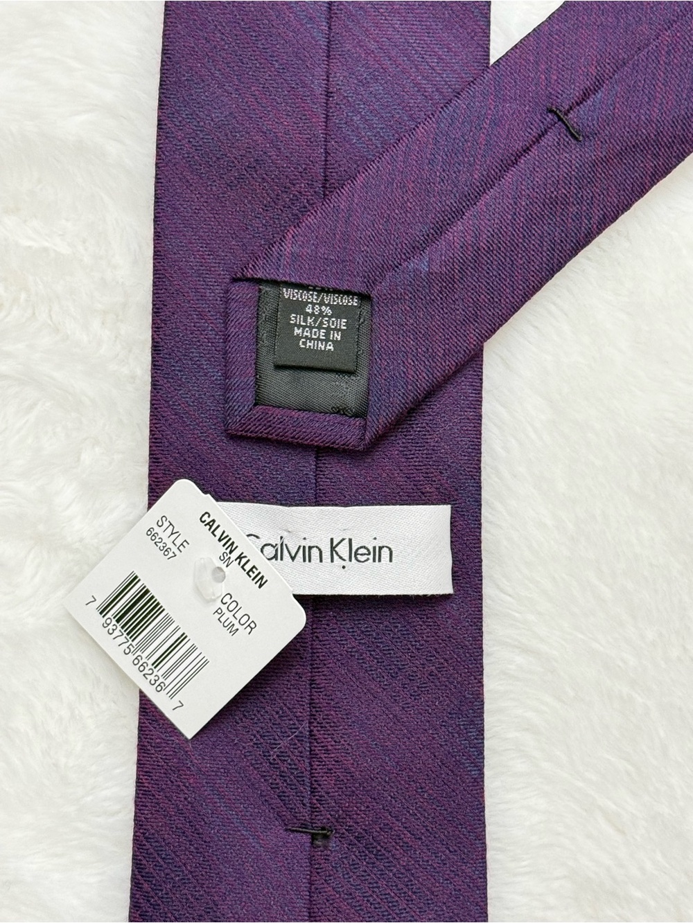 NWT Calvin Klein Men's Plum Purple Textured Silk Blend Tie